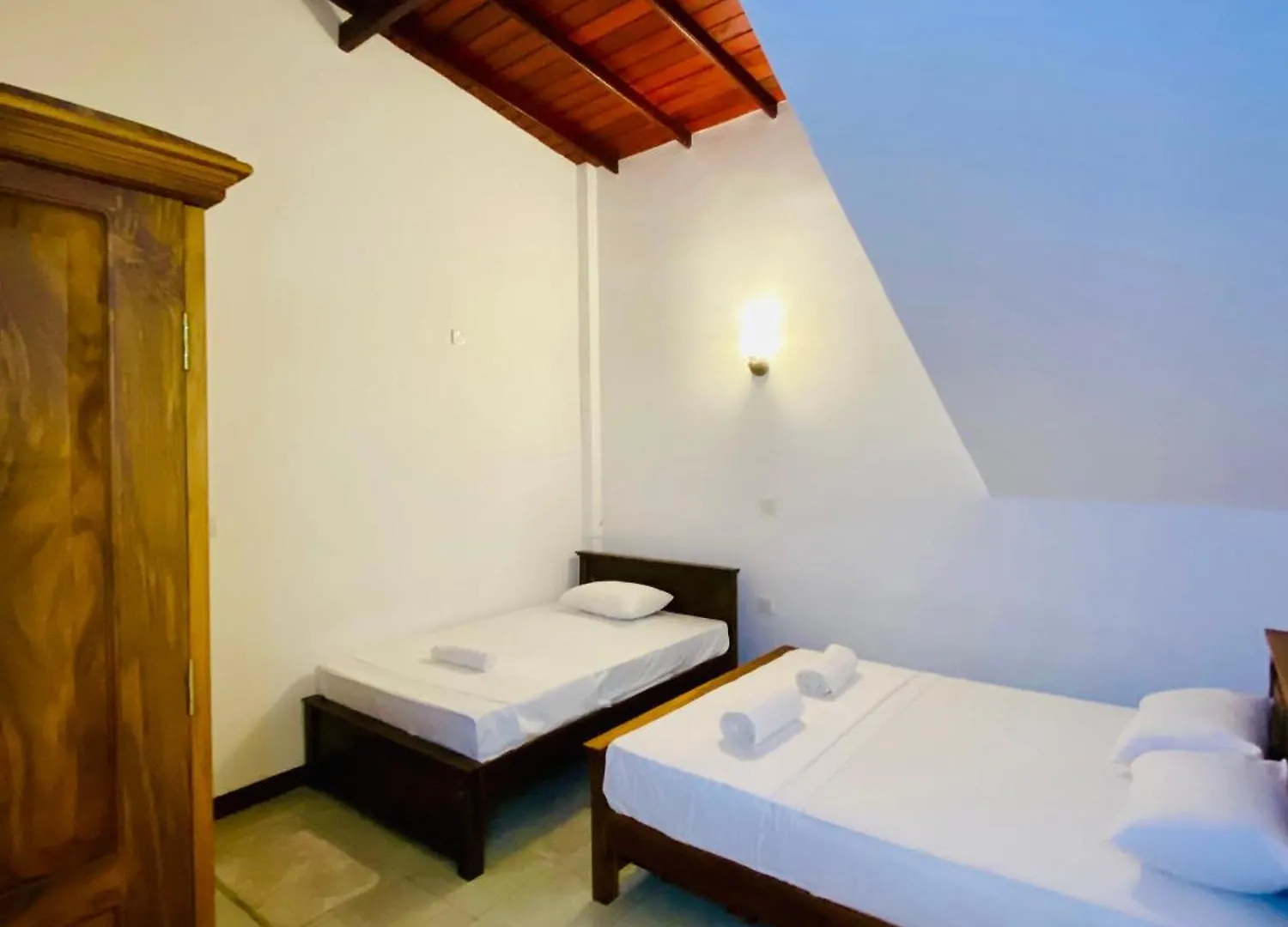 Aussie Lanka Hotel Gurudeniya